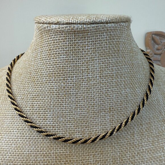 Vintage Trifari Gold & Black Twisted Rope Chain Necklace With Lobster Clasp - Picture 1 of 9